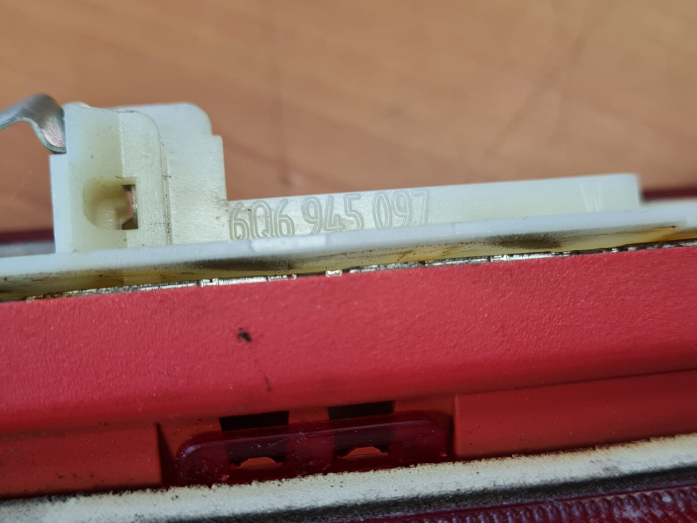 Stop signāls priekš VW POLO 2008 3 Stop signāls priekš VW POLO 2008