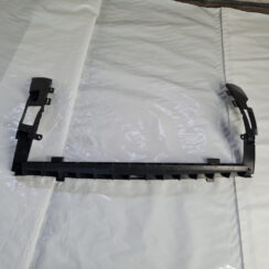 Priekšēja bufera kronšteins priekš PEUGEOT 407 2004