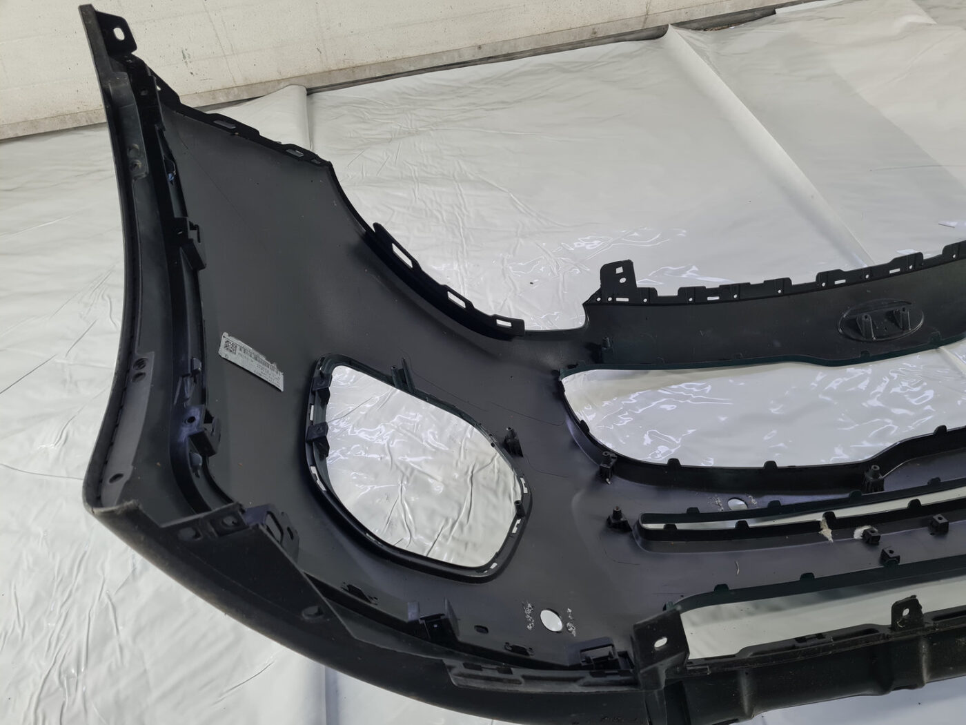 Priekšējais buferis priekš KIA Sportage 2016-2021 86511F1000 6 Priekšējais buferis priekš KIA Sportage 2016-2021 86511F1000