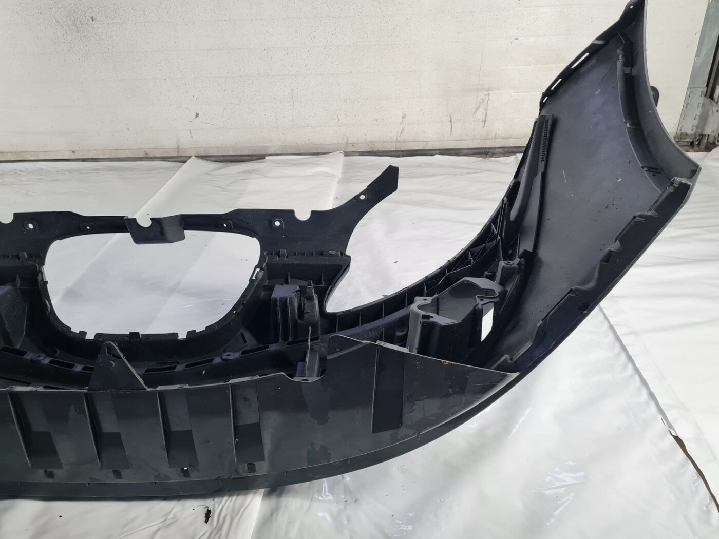 Priekšējais buferis priekš Seat Altea 2004-2015 5P0807231 7 Priekšējais buferis priekš Seat Altea 2004-2015 5P0807231