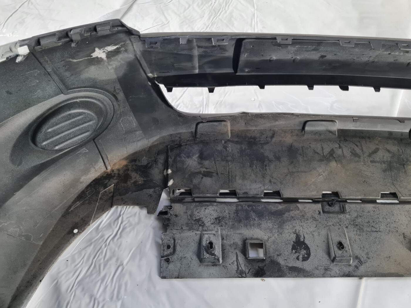 Priekšējais buferis priekš CITROEN BERLINGO 2014 14 Priekšējais buferis priekš CITROEN BERLINGO 2014