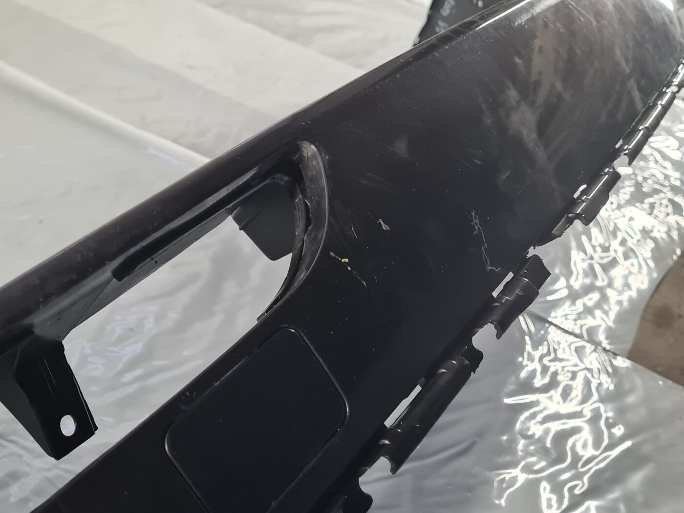 Aizmugures buferis priekš Audi Q5 2008-2017 8R0807511 17 Aizmugures buferis priekš Audi Q5 2008-2017 8R0807511