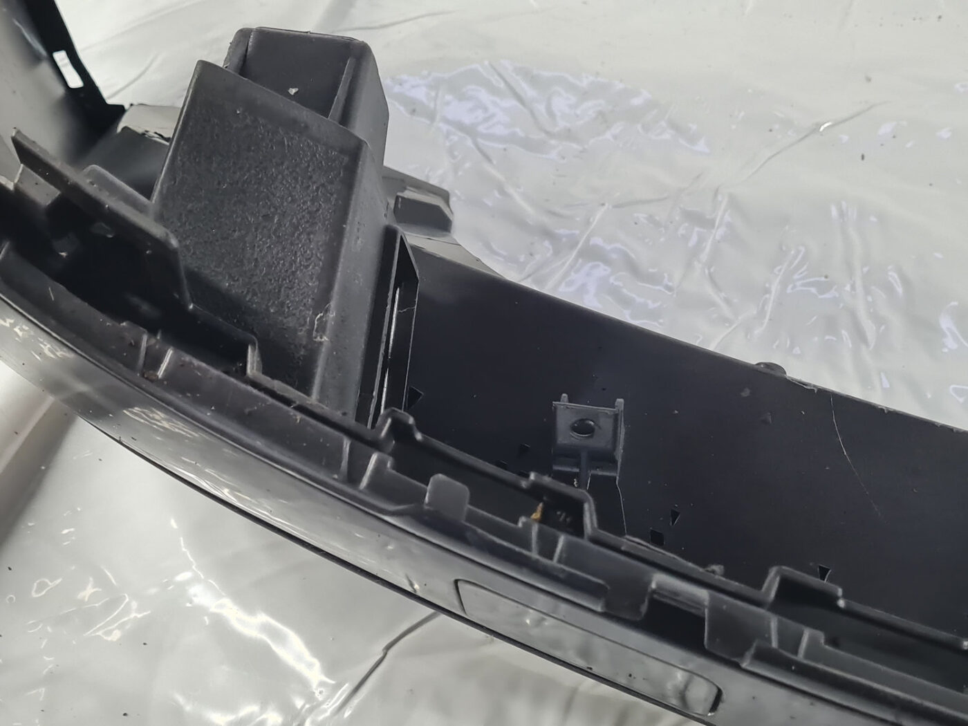 Aizmugures buferis priekš Audi Q5 2008-2017 8R0807511 6 Aizmugures buferis priekš Audi Q5 2008-2017 8R0807511