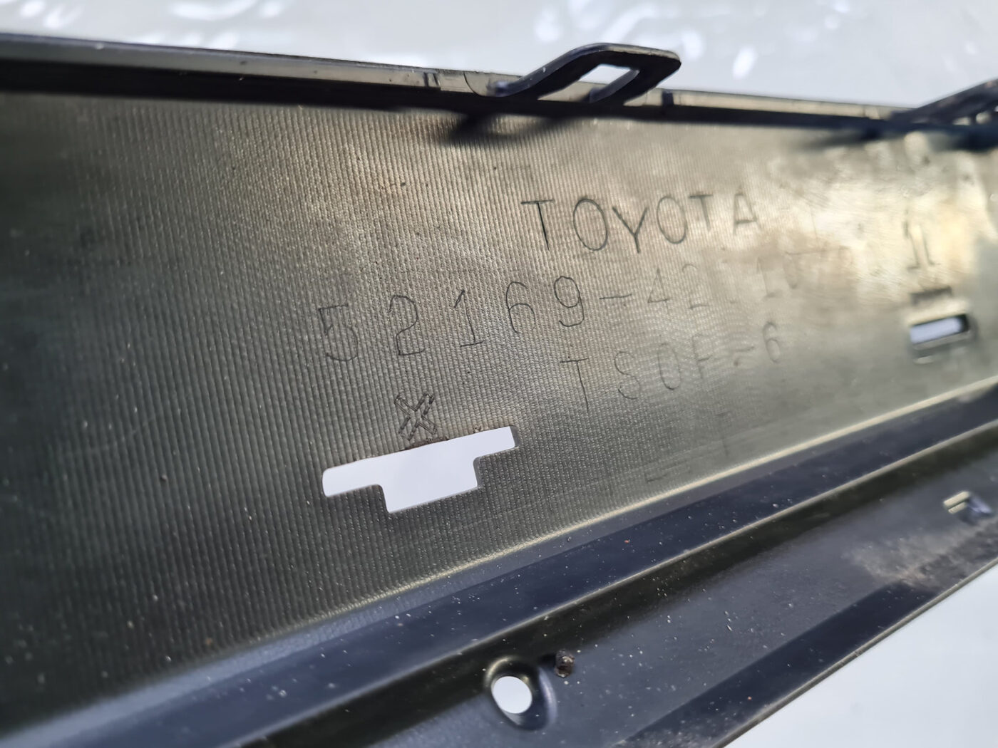 Aizmugurēja bufera uzlika priekš Toyota RAV4 2012-2018 5216942010 5 Aizmugurēja bufera uzlika priekš Toyota RAV4 2012-2018 5216942010