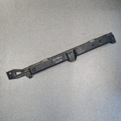 Aizmugurējā spārna un bufera stiprinājums priekš OPEL ASTRA H 2006