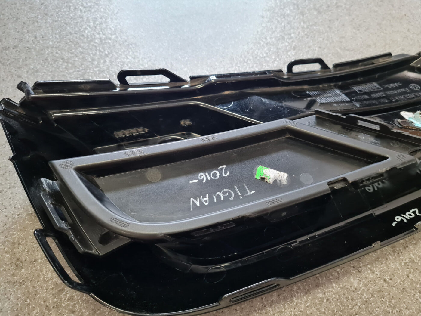 Bufera reste priekš VW Tiguan 2016- 5NA853666D 10 Bufera reste priekš VW Tiguan 2016- 5NA853666D