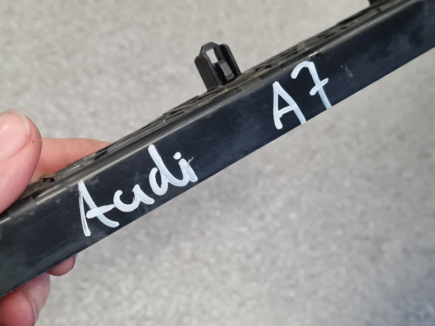 Aizmugurējā spārna un bufera stiprinājums priekš AUDI A7 2011 SPORTBACK 3 Aizmugurējā spārna un bufera stiprinājums priekš AUDI A7 2011 SPORTBACK