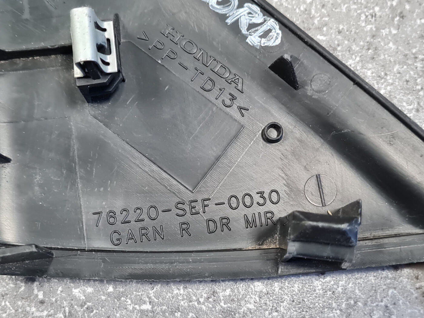 Durvju spoguļa apdares uzlika salonā (bez skaļruņa) priekš HONDA ACCORD 2007 YR565P 4 Durvju spoguļa apdares uzlika salonā (bez skaļruņa) priekš HONDA ACCORD 2007 YR565P