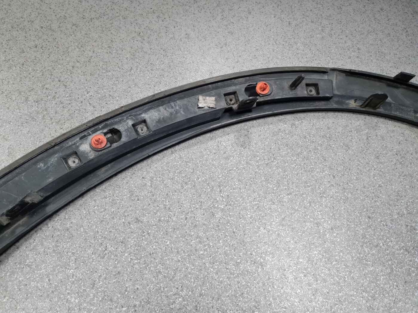 Priekšēja spārna uzlika/moldings priekš VOLVO XC90 2004 5 Priekšēja spārna uzlika/moldings priekš VOLVO XC90 2004