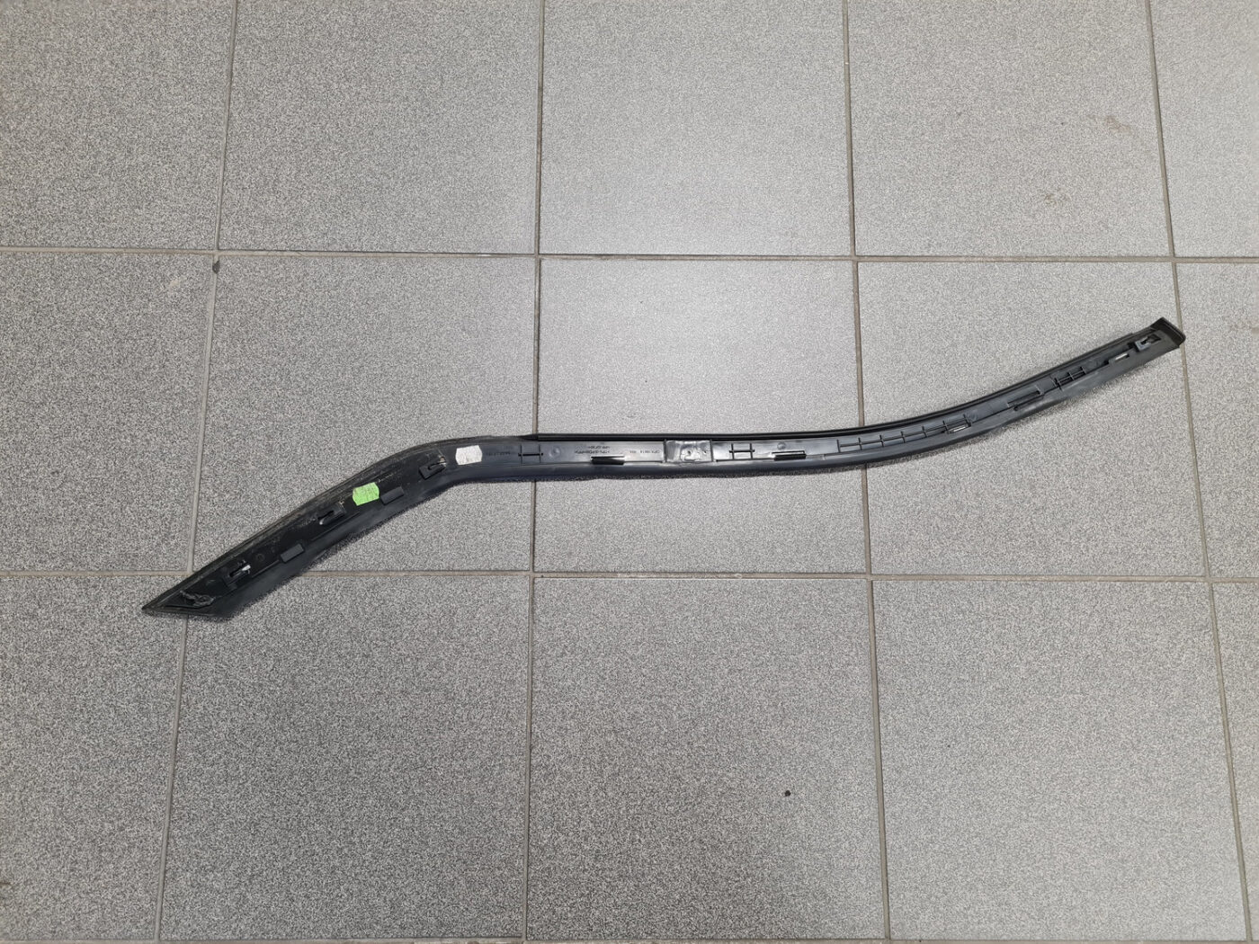 Aizmugurēja spārna uzlika (moldings) priekš OPEL ASTRA SPORT 2017 10 Aizmugurēja spārna uzlika (moldings) priekš OPEL ASTRA SPORT 2017