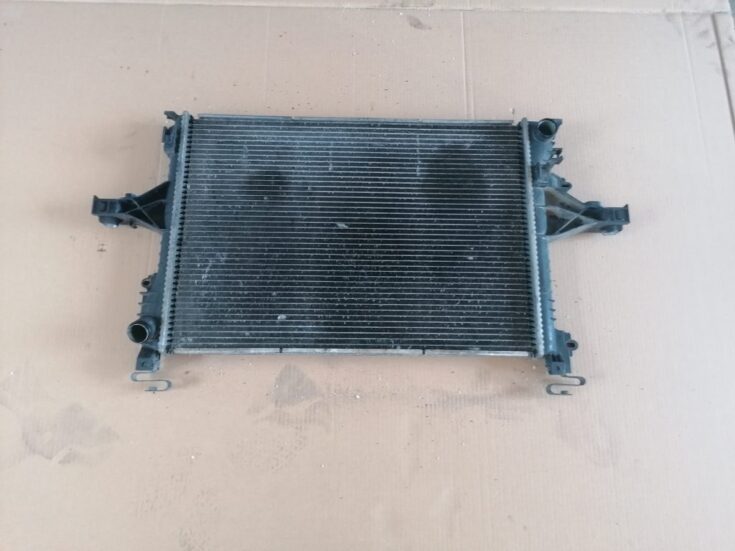 Dzesēšanas radiators priekš VOLVO V70 2004 2