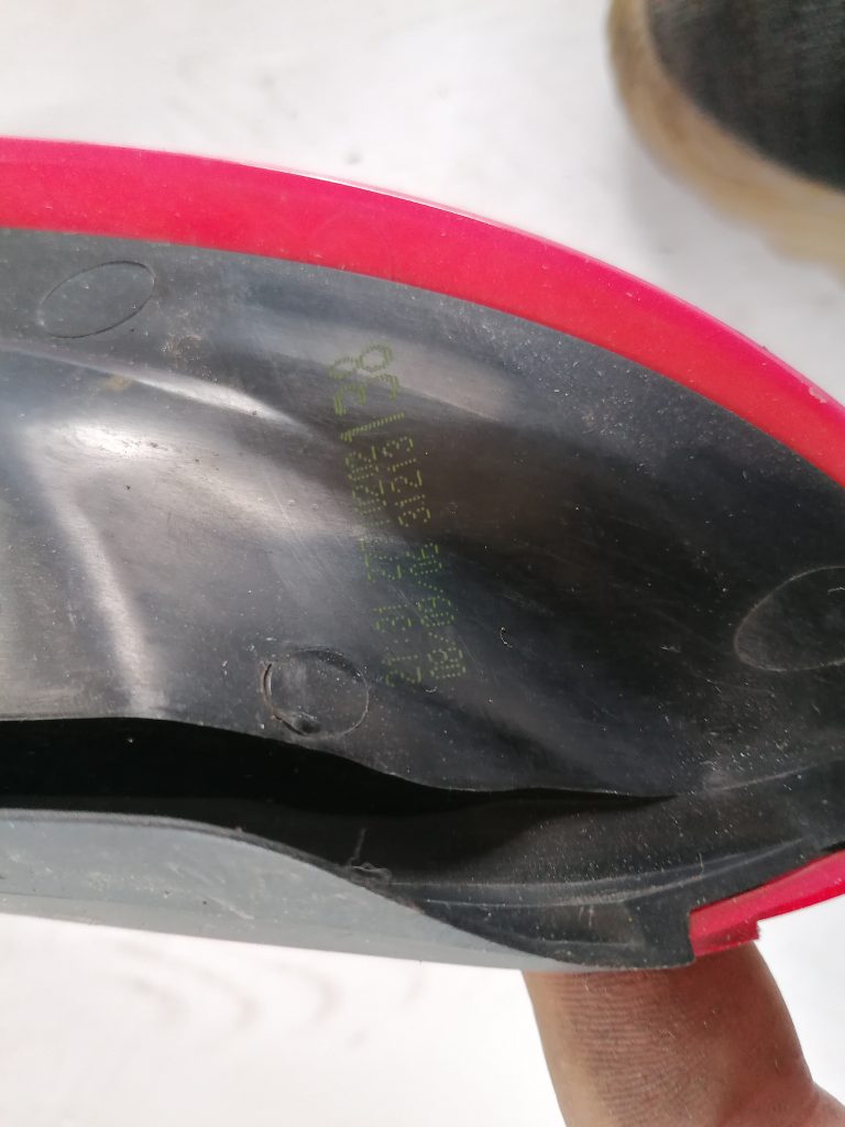 Aizmugurējais labais lukturis priekš VOLVO C30 2008 TURQUOISE 3 Aizmugurējais labais lukturis priekš VOLVO C30 2008 TURQUOISE