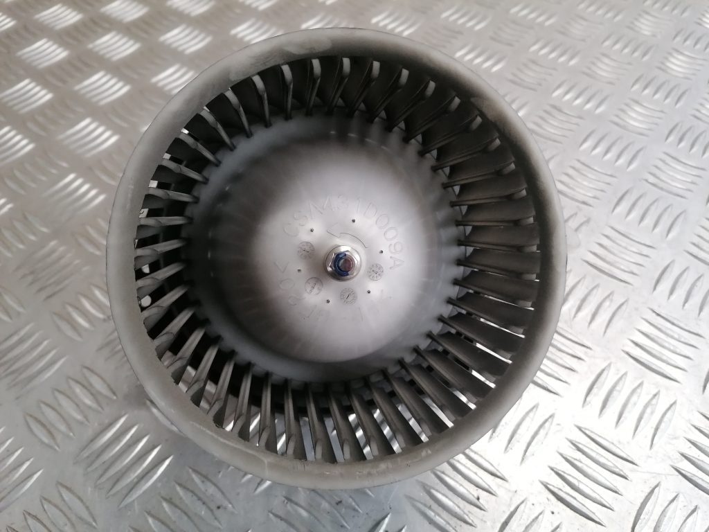 Salona ventilators priekš CITROEN C-CROSSER 2009 2 Salona ventilators priekš CITROEN C-CROSSER 2009