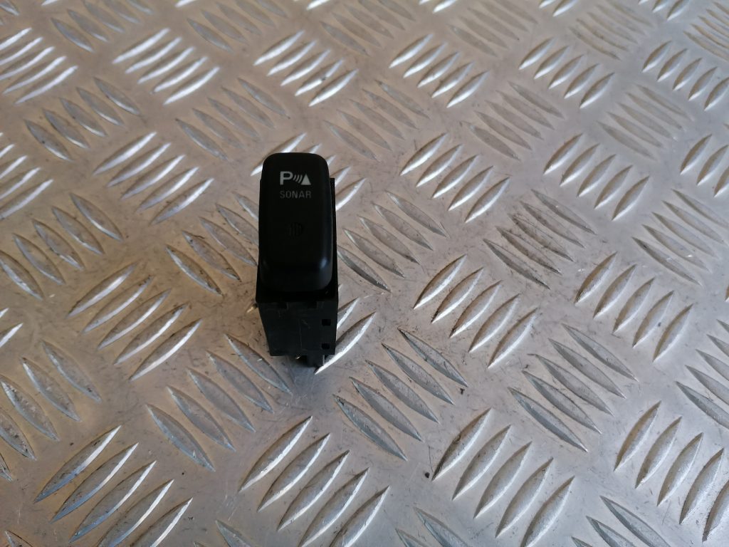 Parkošanās devēju poga priekš CITROEN C-CROSSER 2009 1 Parkošanās devēju poga priekš CITROEN C-CROSSER 2009