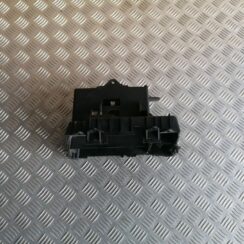 Automašīnas radio kronšteins priekš VOLVO XC70 2007