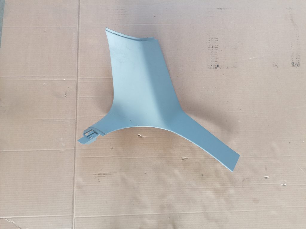 Bagažnieka nodalījuma statnes apdare priekš OPEL ASTRA H 2005 1 Bagažnieka nodalījuma statnes apdare priekš OPEL ASTRA H 2005