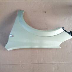 Priekšējais kreisais spārns priekš OPEL ASTRA H 2005