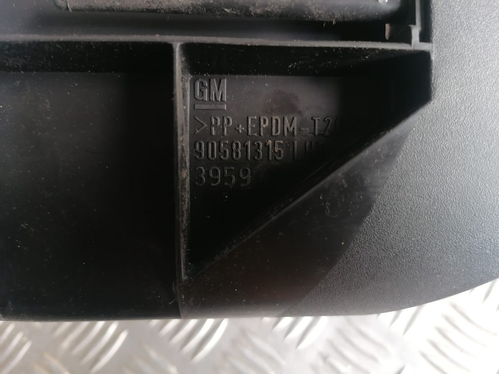 Stūres statnes putekļu aizsargs (salonā) priekš OPEL ZAFIRA 2004 3 Stūres statnes putekļu aizsargs (salonā) priekš OPEL ZAFIRA 2004