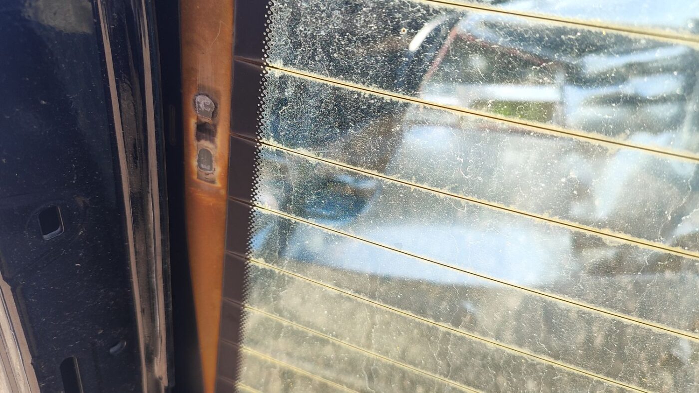 Aizmugures stikls priekš MERCEDES BENZ E250 W212 2014 4 Aizmugures stikls priekš MERCEDES BENZ E250 W212 2014