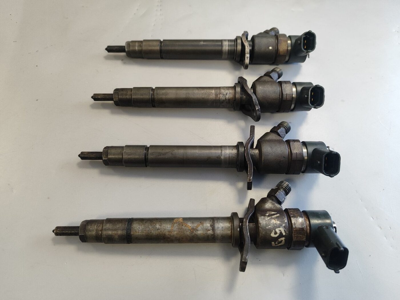 Degvielas smidzinātājs priekš VOLVO XC70 2004 7 Degvielas smidzinātājs priekš VOLVO XC70 2004