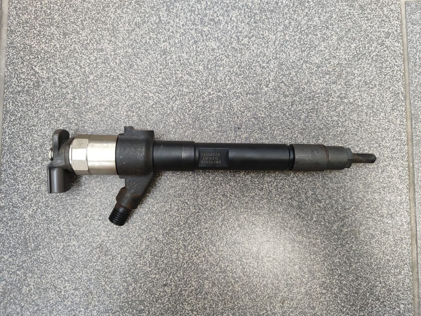 Degvielas smidzinātājs priekš MITSUBISHI ASX 2011 2 Degvielas smidzinātājs priekš MITSUBISHI ASX 2011