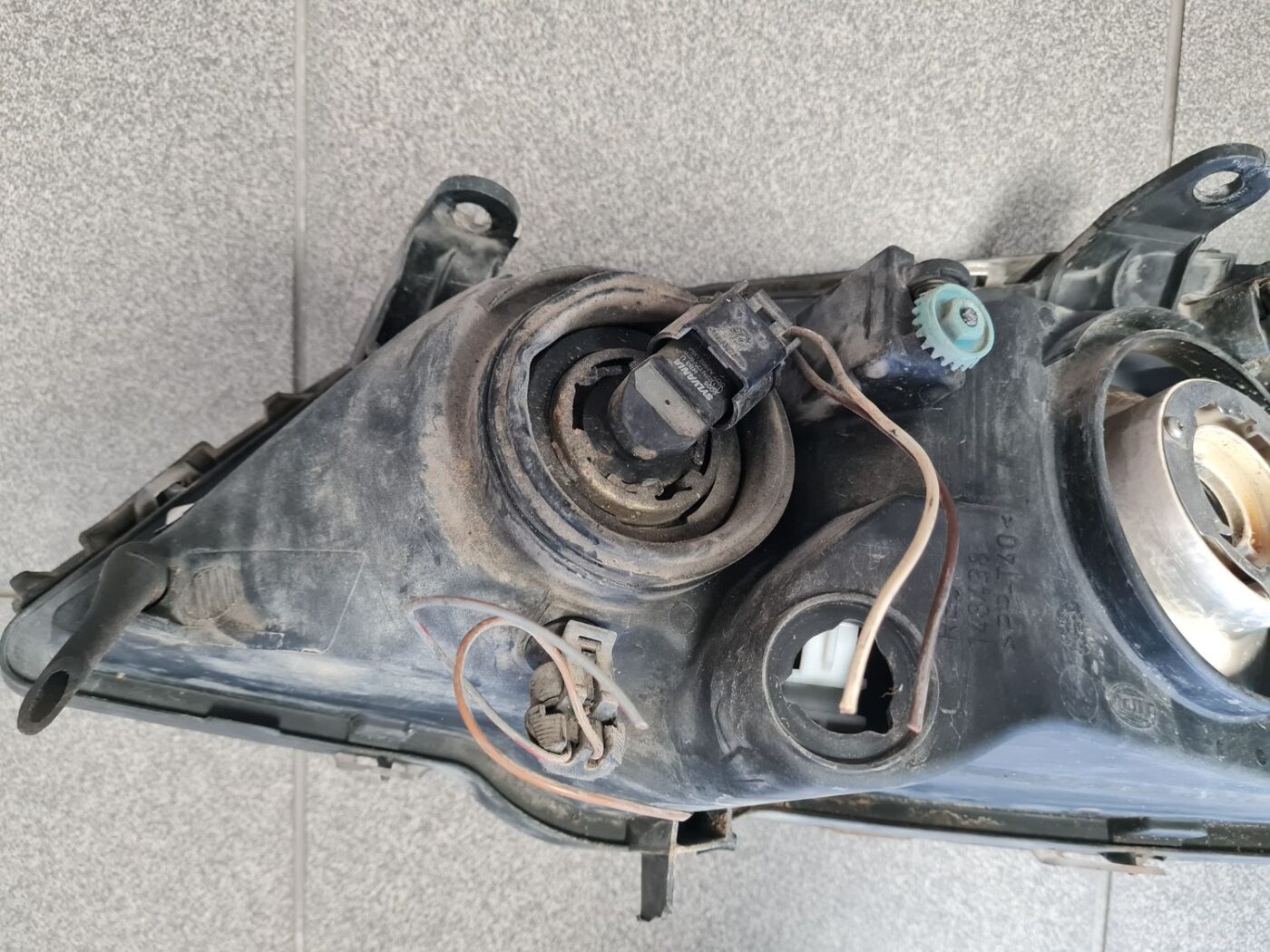 Priekšējais labais lukturis priekš OPEL ASTRA 2002 10 Priekšējais labais lukturis priekš OPEL ASTRA 2002