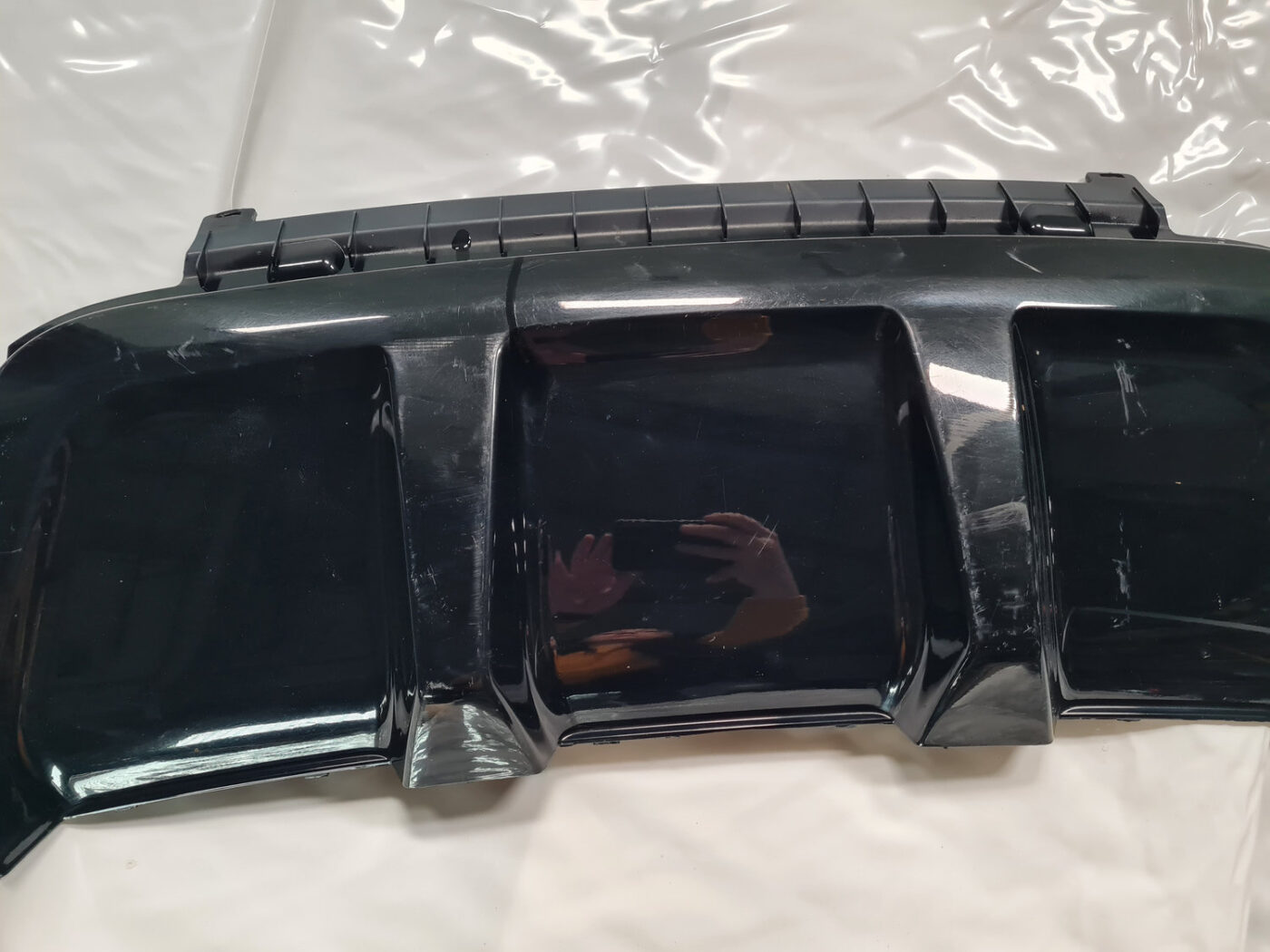 Aizmugurēja bufera uzlika priekš LAND ROVER EVOQUE 2012-2019 16 Aizmugurēja bufera uzlika priekš LAND ROVER EVOQUE 2012-2019