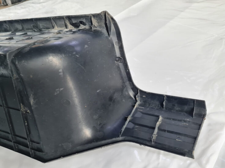 Aizmugurēja bufera uzlika priekš Toyota Hilux 2016-  521590K300