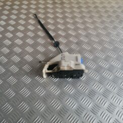 Priekšējo labo durvju slēdzene priekš VW GOLF VARIANT 2012