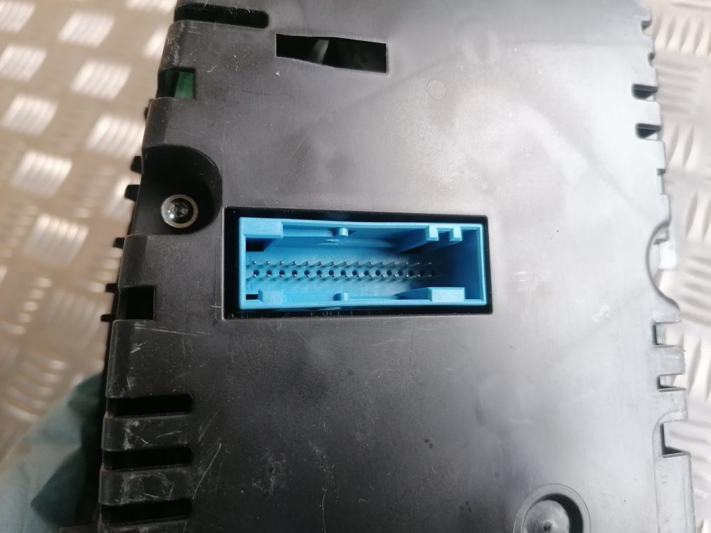 Spidometrs priekš VW GOLF VARIANT 2012 3 Spidometrs priekš VW GOLF VARIANT 2012