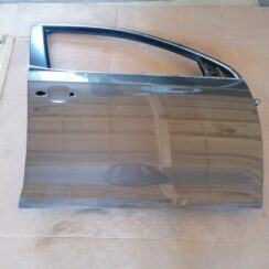 Priekšējās labās durvis priekš VW GOLF VARIANT 2012