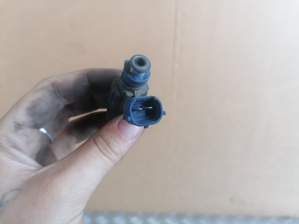 Degvielas smidzinātājs priekš KIA CEED 2007 2 Degvielas smidzinātājs priekš KIA CEED 2007