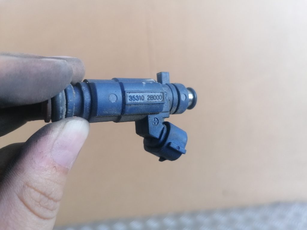 Degvielas smidzinātājs priekš KIA CEED 2007 3 Degvielas smidzinātājs priekš KIA CEED 2007