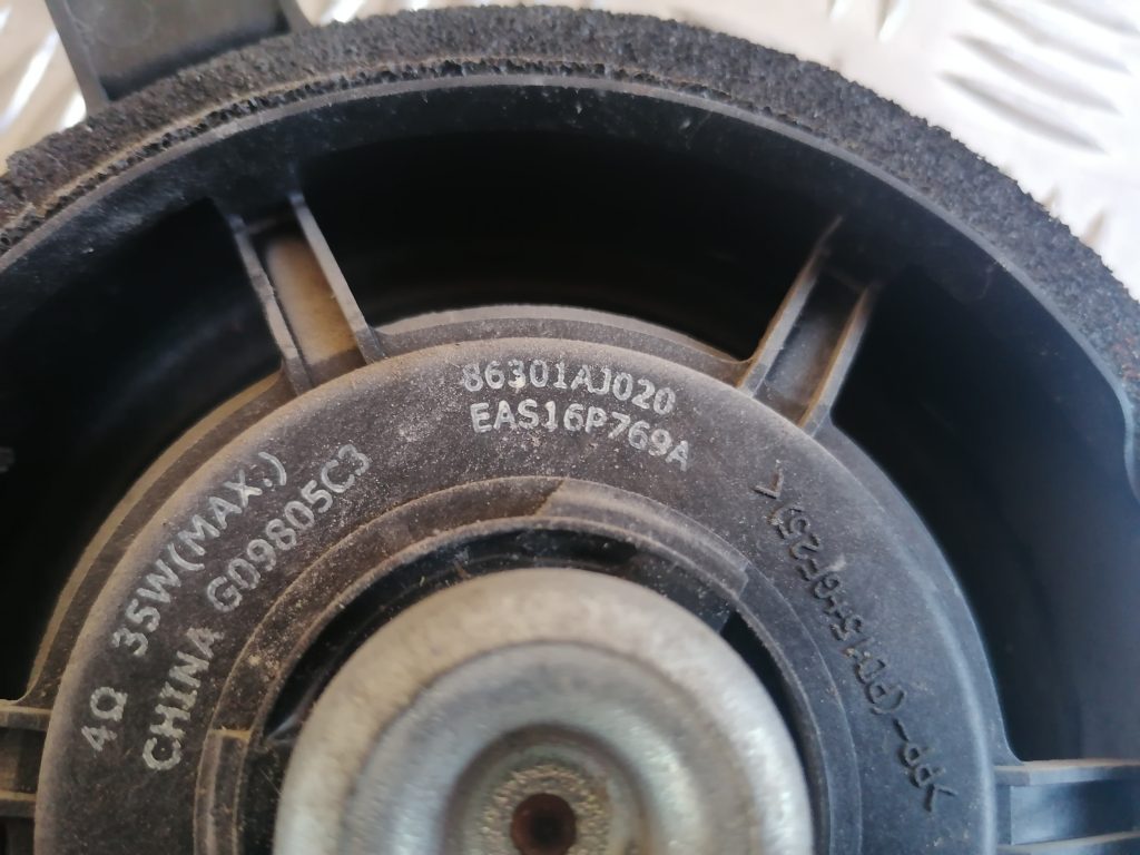 Durvju skaļrunis, apakšā priekš SUBARU LEGACY 2009 2 Durvju skaļrunis, apakšā priekš SUBARU LEGACY 2009