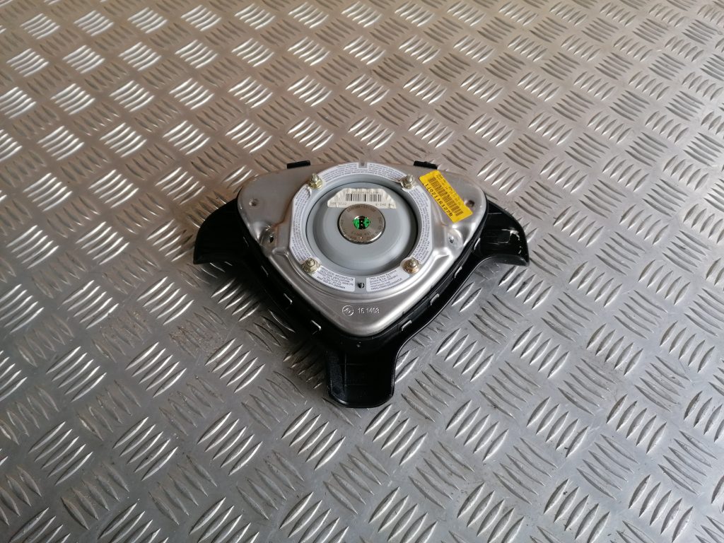 Stūres drošības spilvens priekš OPEL ASTRA 2002 2 Stūres drošības spilvens priekš OPEL ASTRA 2002