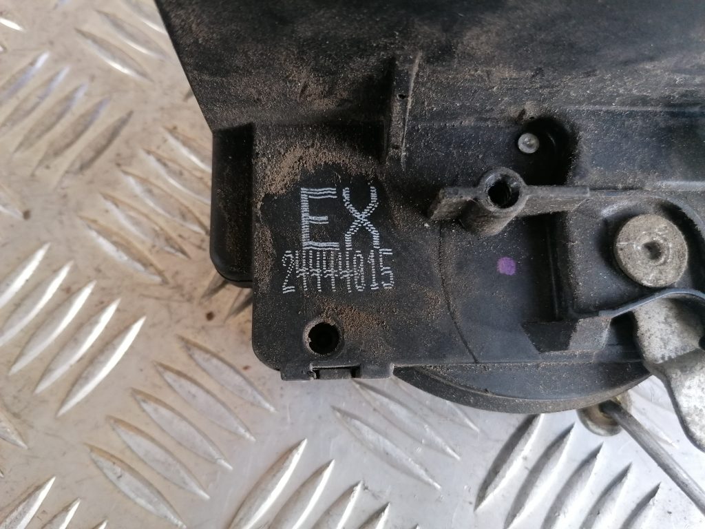 Priekšējo kreiso durvju slēdzene priekš OPEL ASTRA 2002 4 Priekšējo kreiso durvju slēdzene priekš OPEL ASTRA 2002