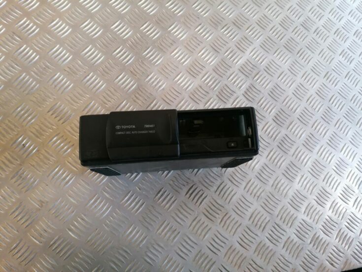 CD/DVD/Navigācijas bloks priekš TOYOTA AVENSIS 2007