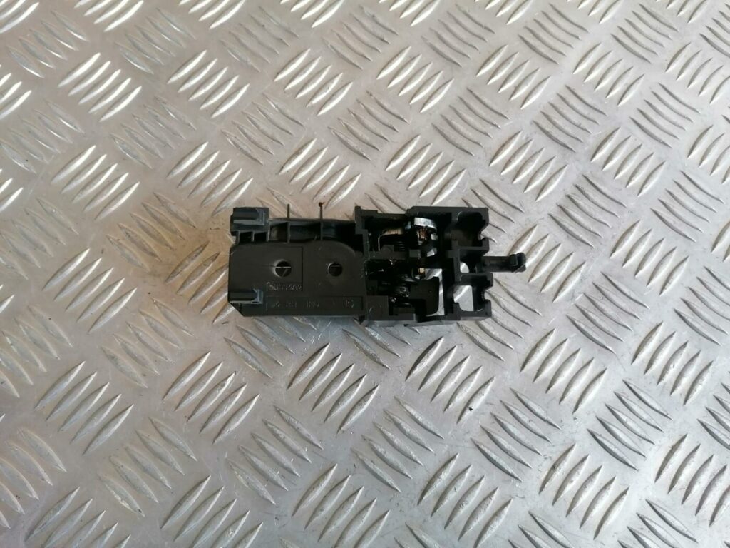 Salona durvju rokturis, aizmugures labais priekš TOYOTA AVENSIS 2007 2 Salona durvju rokturis, aizmugures labais priekš TOYOTA AVENSIS 2007