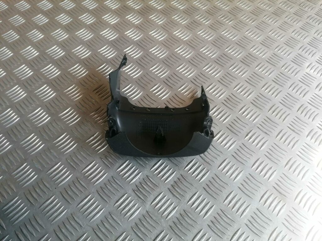 Stūres statnes putekļu aizsargs (salonā) priekš TOYOTA AVENSIS 2007 2 Stūres statnes putekļu aizsargs (salonā) priekš TOYOTA AVENSIS 2007