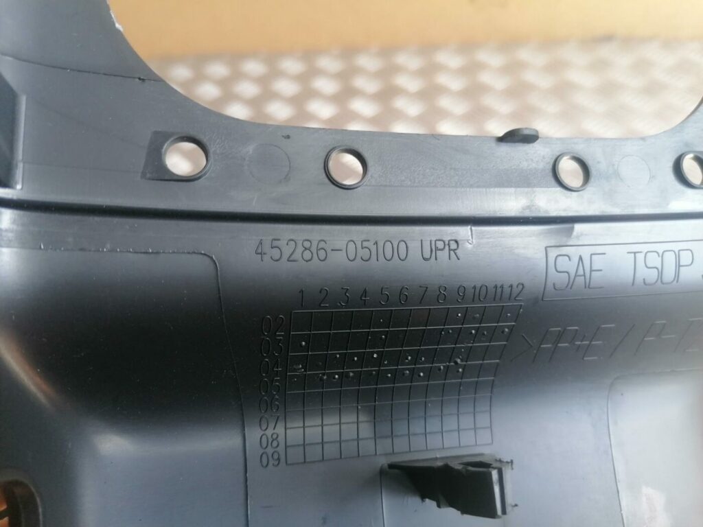 Stūres statnes putekļu aizsargs (salonā) priekš TOYOTA AVENSIS 2007 3 Stūres statnes putekļu aizsargs (salonā) priekš TOYOTA AVENSIS 2007