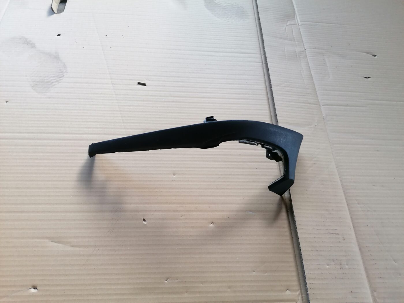 Mērinstrumentu paneļa dekoratīvā uzlika priekš HONDA ACCORD 2007 YR562P 1 Mērinstrumentu paneļa dekoratīvā uzlika priekš HONDA ACCORD 2007 YR562P