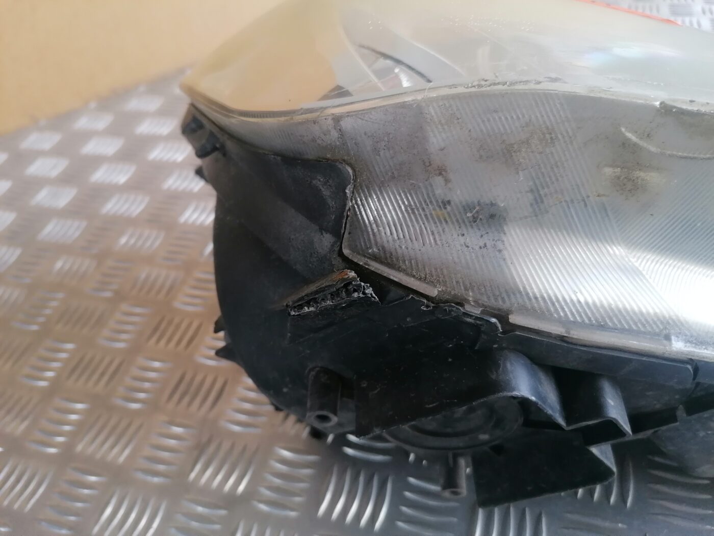 Priekšējais labais lukturis priekš HONDA CR-V 2006 6 Priekšējais labais lukturis priekš HONDA CR-V 2006