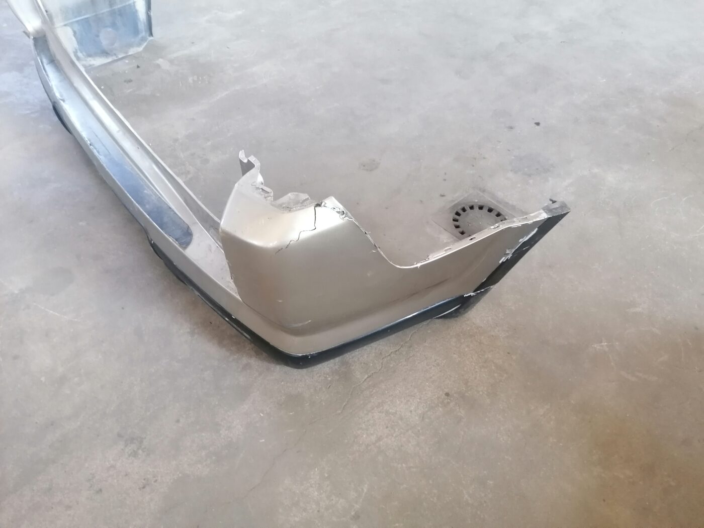 Aizmugures buferis priekš HONDA CR-V 2006 4 Aizmugures buferis priekš HONDA CR-V 2006