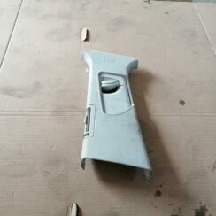 Vidējas salona statnes apdare priekš AUDI A6 2008