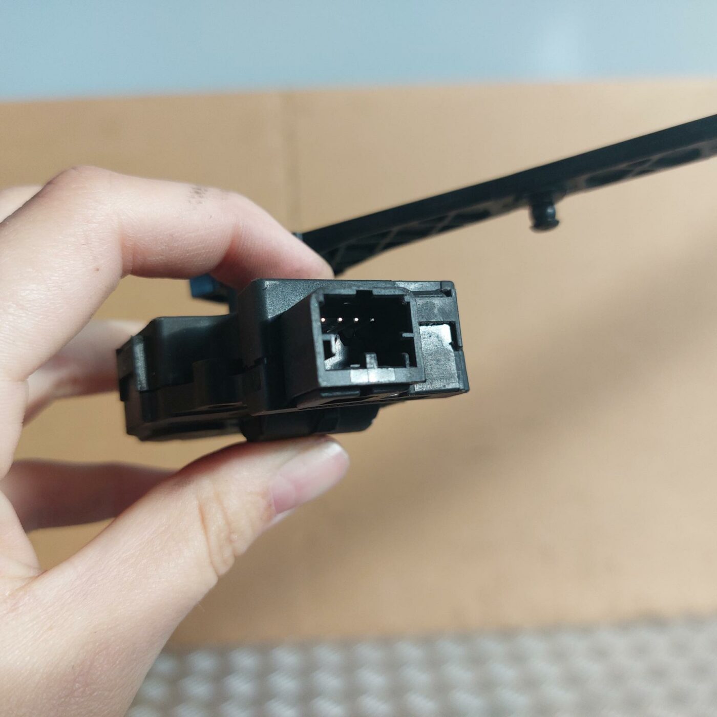 Apsildes sistēmas aktuators priekš BMW 520D F11 2011 TOURING 3 Apsildes sistēmas aktuators priekš BMW 520D F11 2011 TOURING