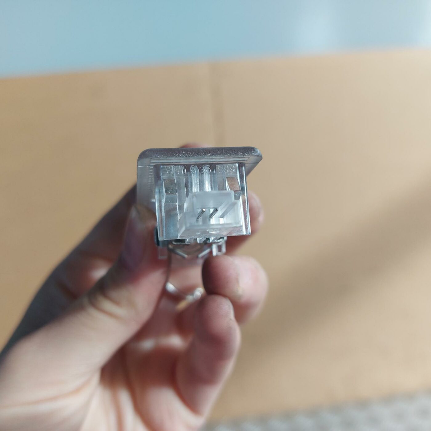 Apgaismojums durvju apdarē priekš BMW 520D F11 2011 TOURING 3 Apgaismojums durvju apdarē priekš BMW 520D F11 2011 TOURING