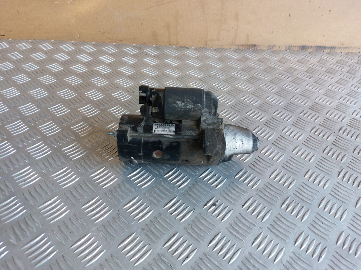 Starteris priekš HONDA CIVIC 2006 1 Starteris priekš HONDA CIVIC 2006