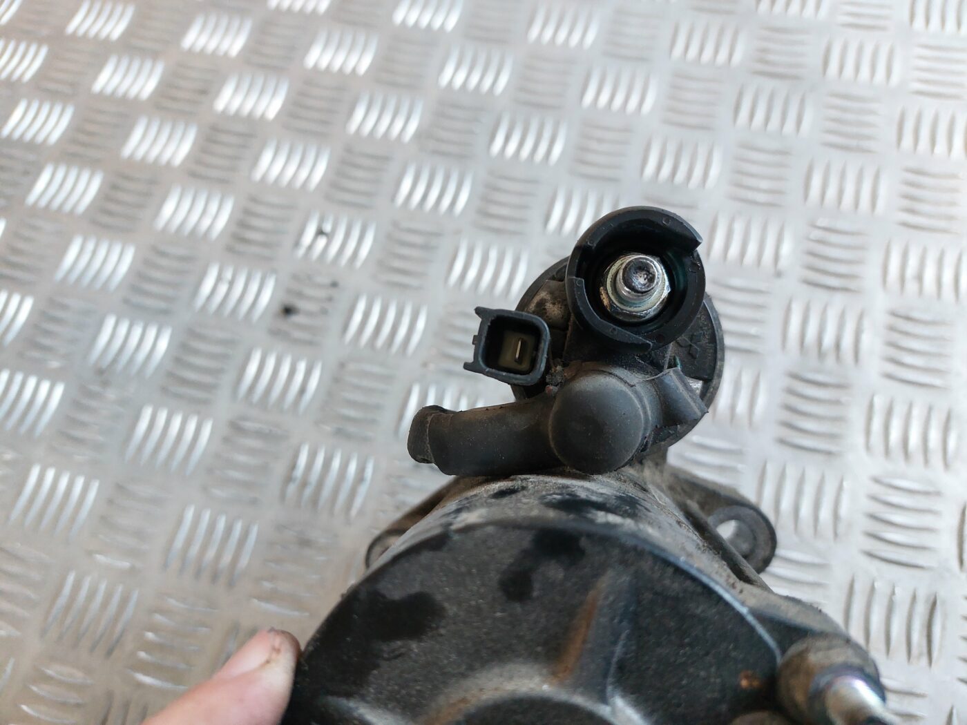 Starteris priekš HONDA CIVIC 2006 2 Starteris priekš HONDA CIVIC 2006