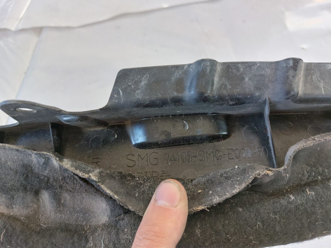 Priekšējā spārna un bufera stiprinājums priekš HONDA CIVIC 2006 2 Priekšējā spārna un bufera stiprinājums priekš HONDA CIVIC 2006