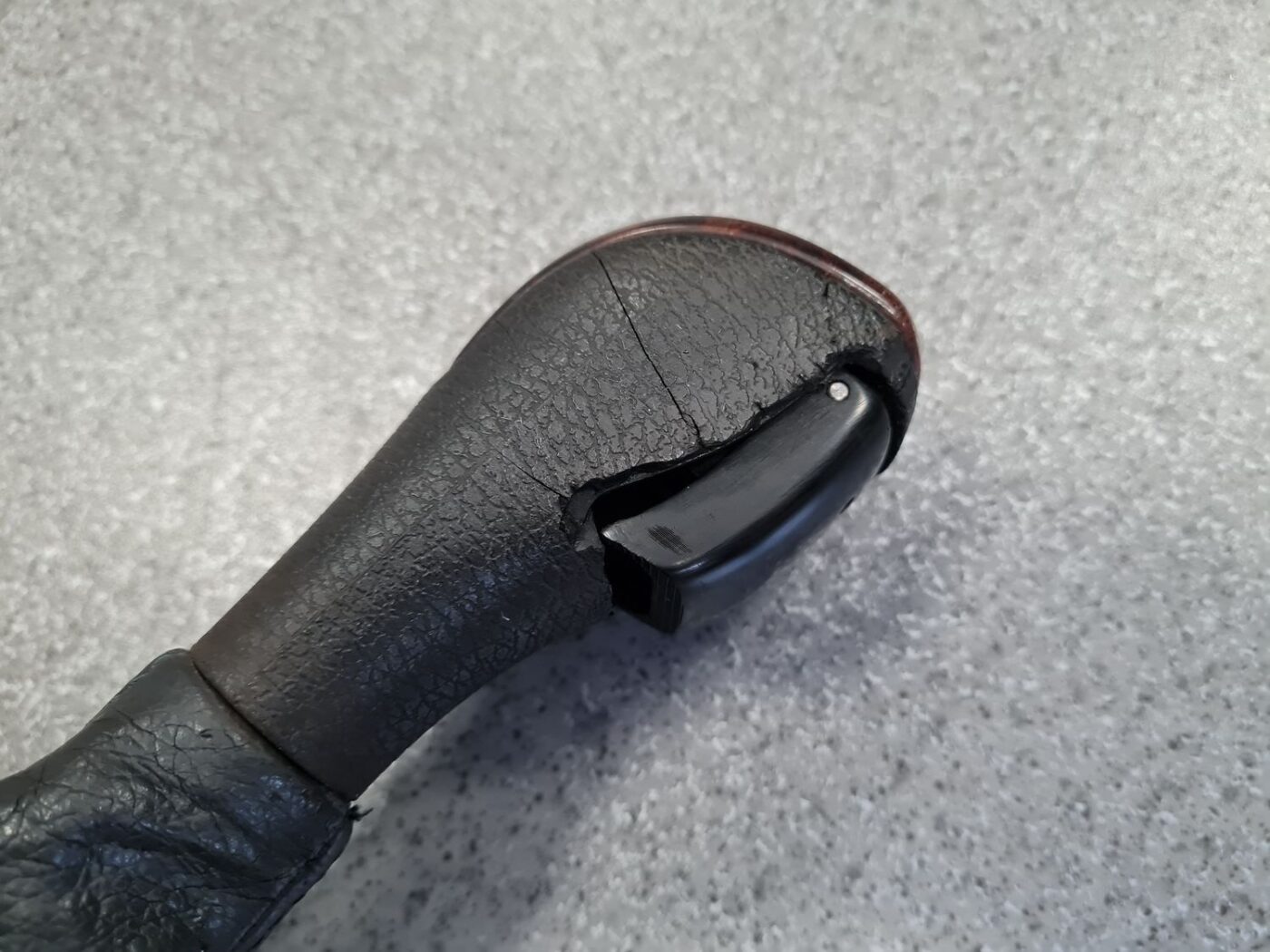 Ātrumu pārslēgšanas slēdzis priekš VOLVO S80 2004 11 Ātrumu pārslēgšanas slēdzis priekš VOLVO S80 2004